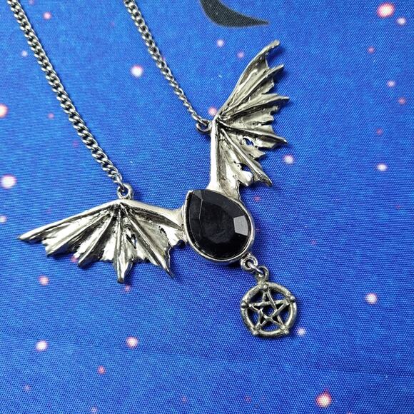 Signed JPL Bat Wing Pewter-tone Necklace Black Faceted Stone Pentacle Pentagram - Picture 5 of 6